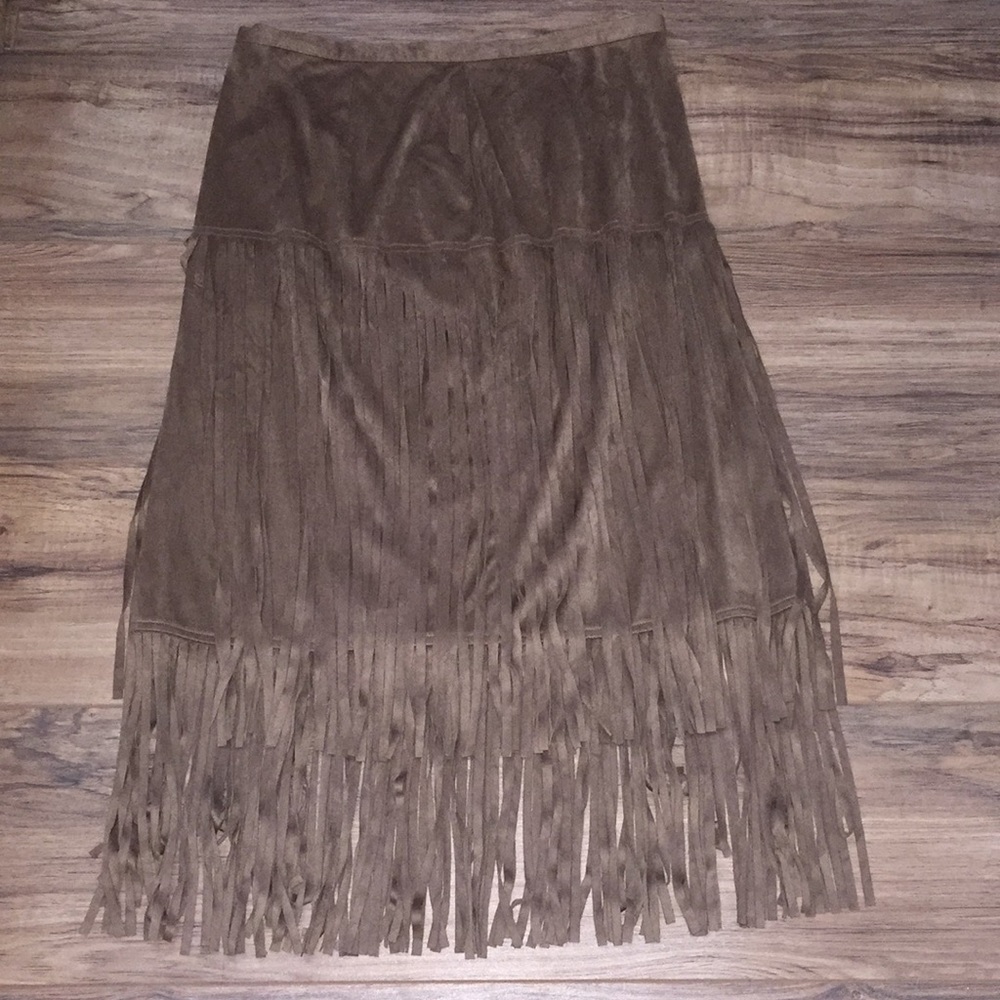 NWT Chico’s Faux Swede Fringe Skirt